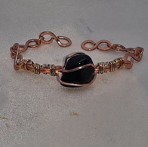 Ladies copper braclet